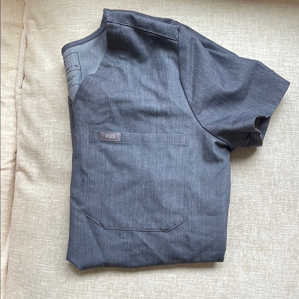 Figs Gray Short Sleeve Top